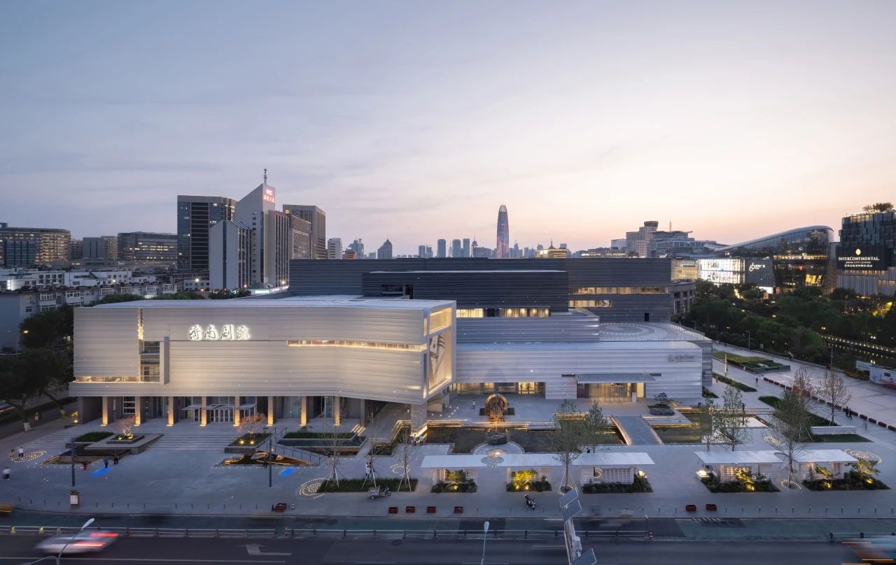 中演院線直營劇院再落一子，濟(jì)南劇院啟動(dòng)多元商業(yè)運(yùn)營新模式